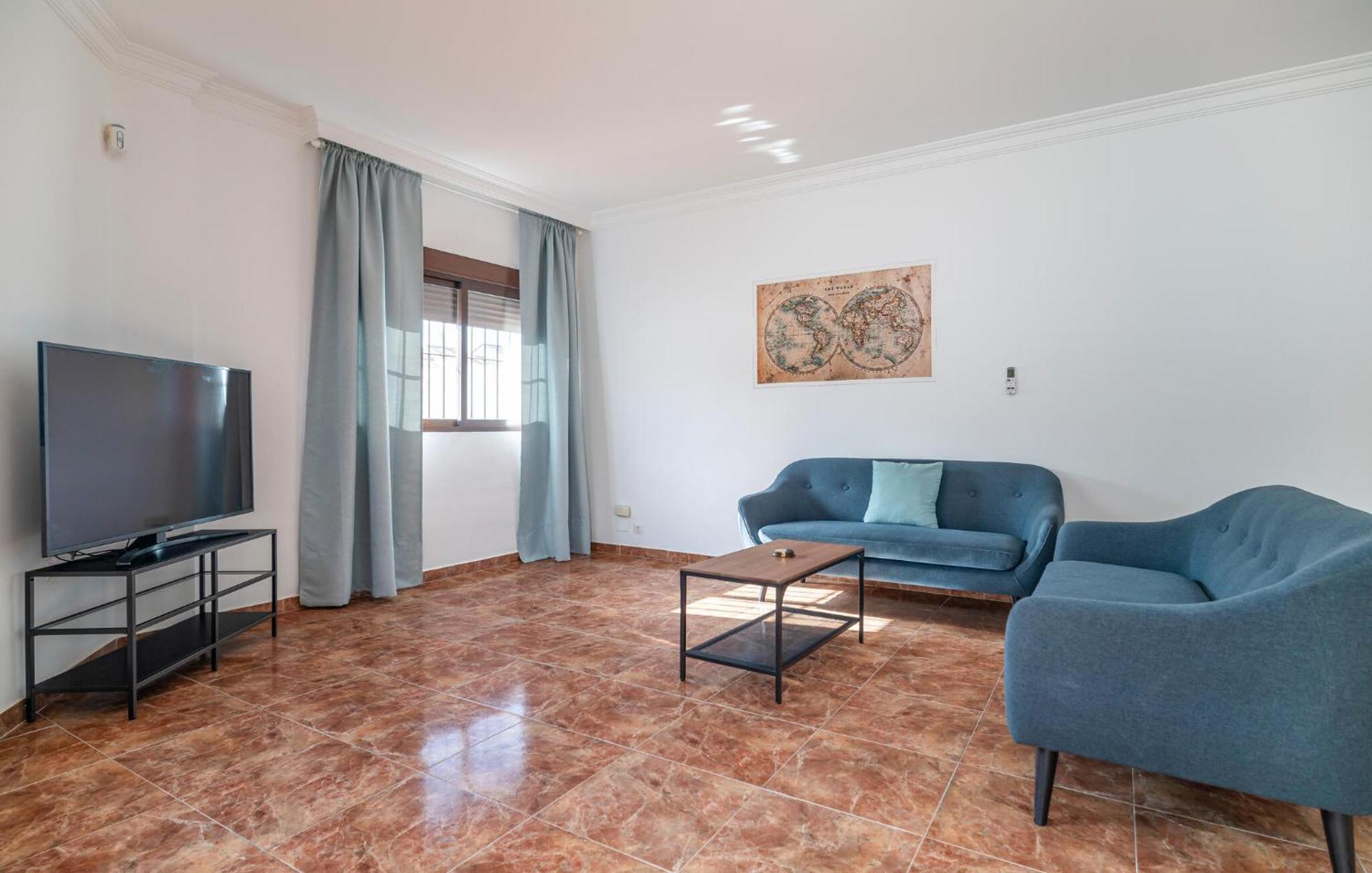 Lovely Home In Benalmadena With Kitchen Ngoại thất bức ảnh