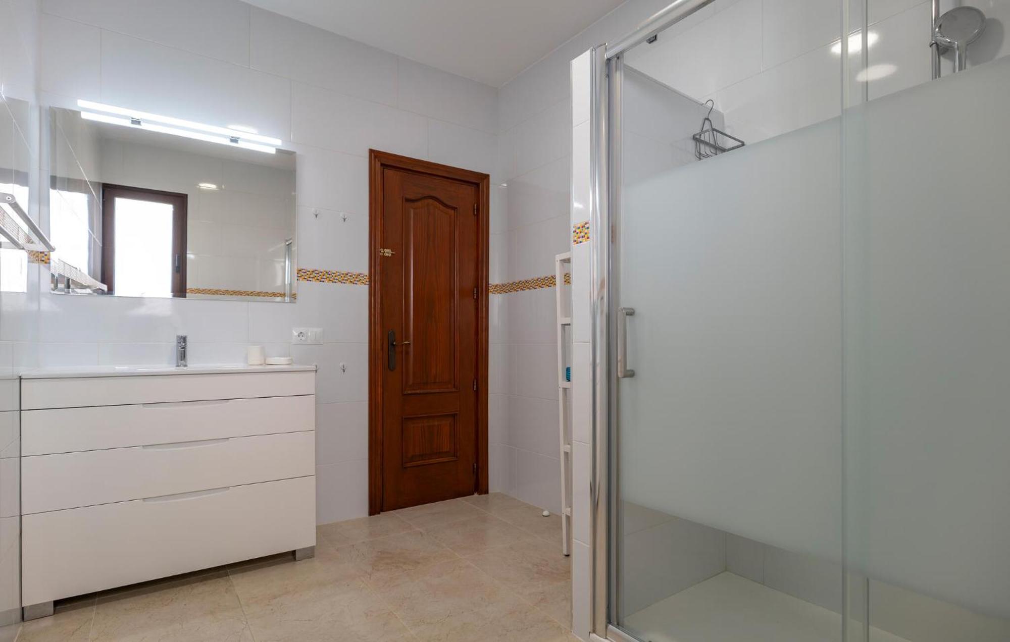 Lovely Home In Benalmadena With Kitchen Ngoại thất bức ảnh