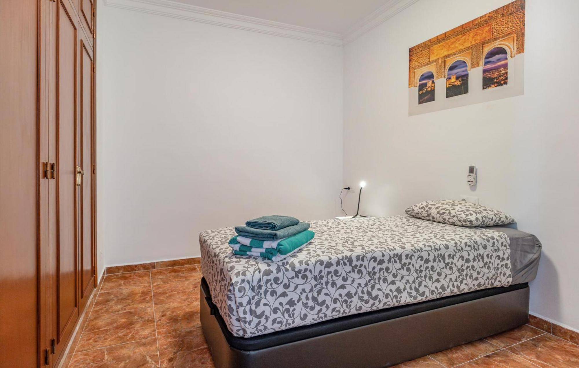 Lovely Home In Benalmadena With Kitchen Ngoại thất bức ảnh