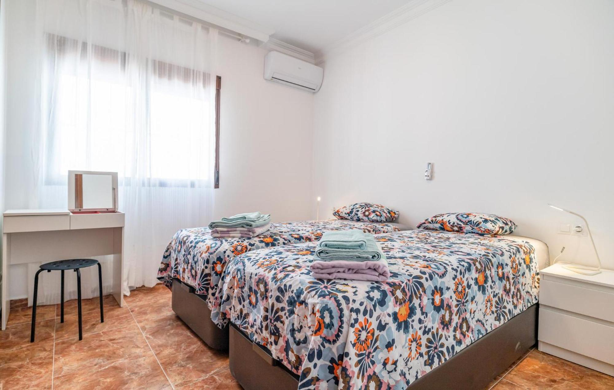 Lovely Home In Benalmadena With Kitchen Ngoại thất bức ảnh