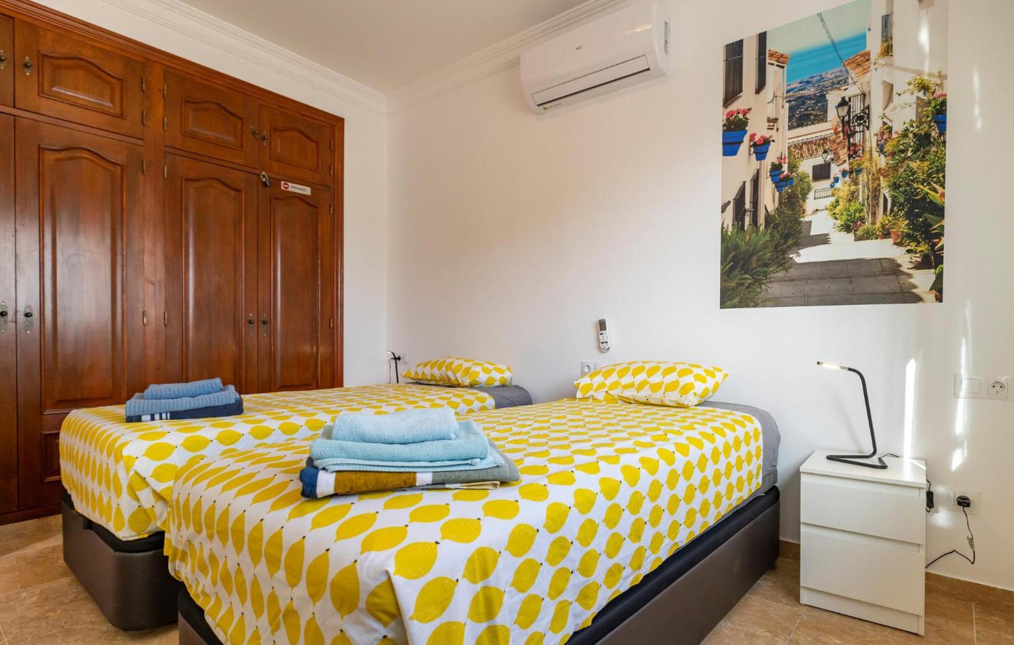 Lovely Home In Benalmadena With Kitchen Ngoại thất bức ảnh